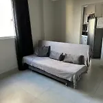 Apartamento novo ao lado do Rio Centro!